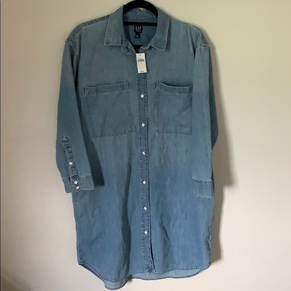 GAP four packet denim dress